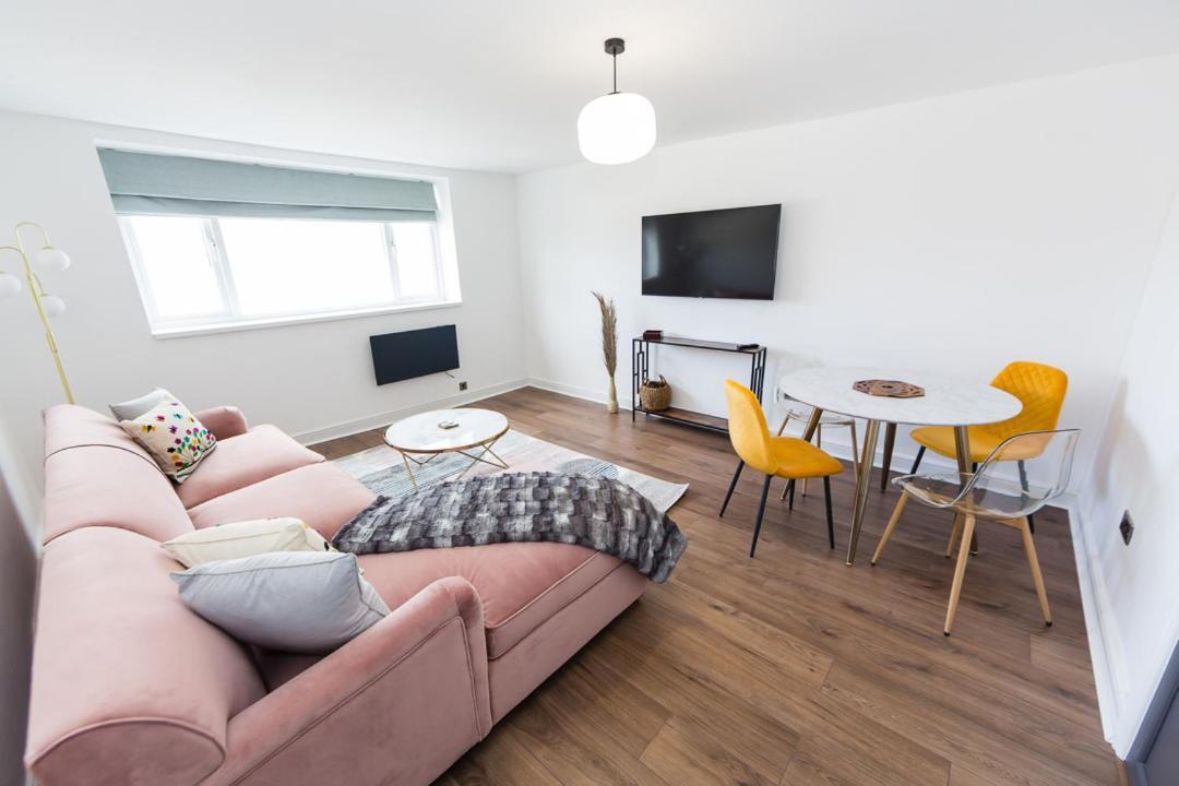 Coastline Villas - Heart Of Redcar 1 & 2 Bed New Apartments, Ideal For Contractors And Holidayers 외부 사진